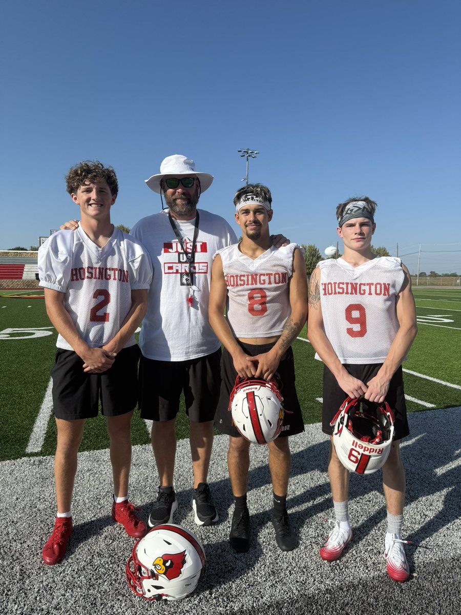 One of today’s stops 📍Hoisington (2A🏈, 1-0) 

Hoisington has been one of the most consistent small school football programs in Kansas under Zach Baird. They are coming off an impressive victory over 3A Pratt and will face 3A Hesston in a CKL showdown this Friday on the road.