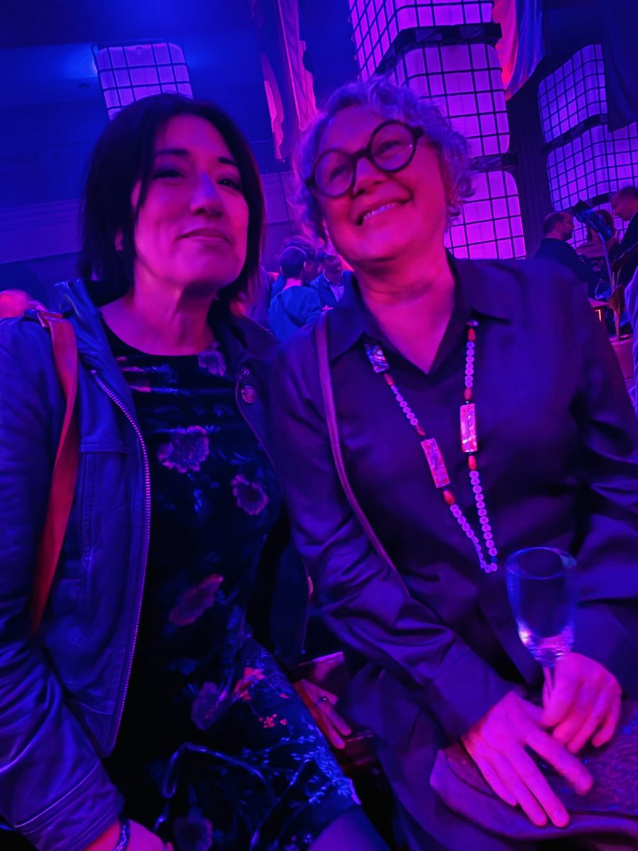 Miki Berenyi tweet media