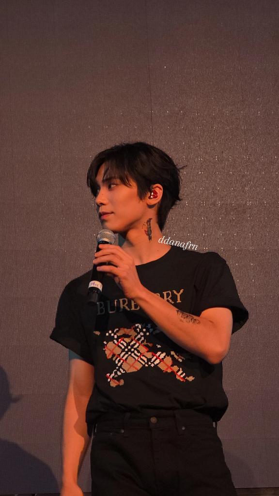 ddanafrn's tweet photo. Soundcheck Rocky  Mexico city 🥴

#ROCKY #라키  #HAMO https://t.co/hrMZLcm77H
