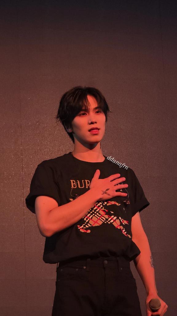 ddanafrn's tweet photo. Soundcheck Rocky  Mexico city 🥴

#ROCKY #라키  #HAMO https://t.co/hrMZLcm77H