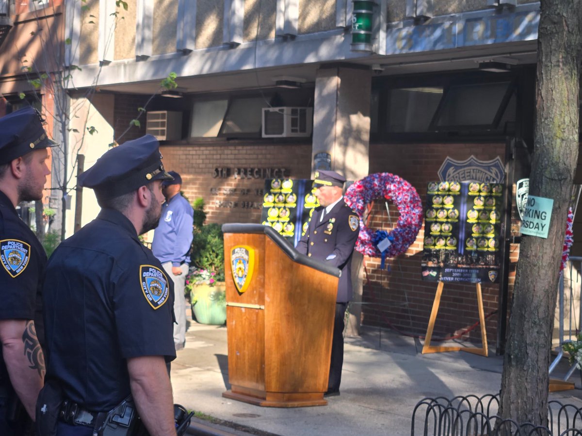 Remembering all our brothers and sisters we lost #911 #Hero #911Memorial #WestVillage