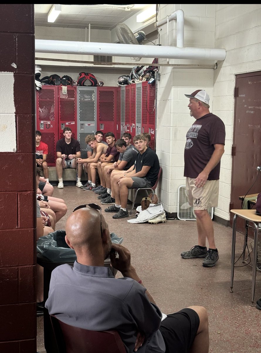 Thanks to Coach Dan Cox for speaking to the team tonight. Great message about why the “Little Things” are so important. Coach sets a great example showing us how to be a great Husband, Father, and Coach. A true Climber! #TPW