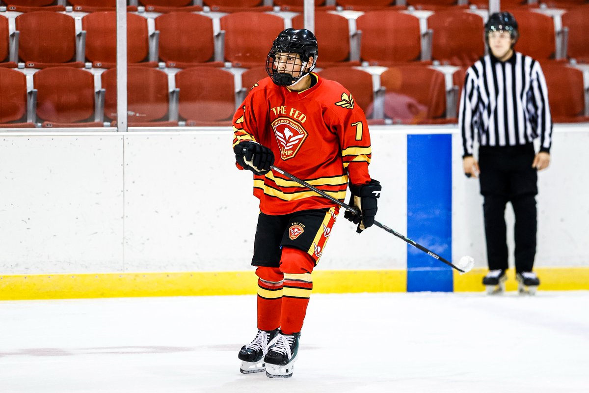 PEL - USA

Two of the top teams in our USA league face off tonight at 3M Arena at Mariucci. United Hockey Fed (3-0-0) takes on SDP (1-1-1) at 7:30.

UHF's Nash Paine (Edina) leads the PEL in scoring with 13 PTS (8G/5A). Meanwhile, STA's Reed Smith leads SDP with 8 PTS (4G/4A).