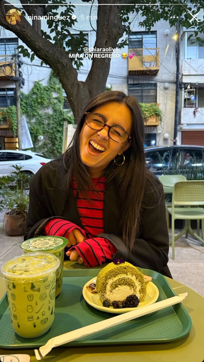 PRINCESA INTERNACIONAL MERENDANDO CON NINA