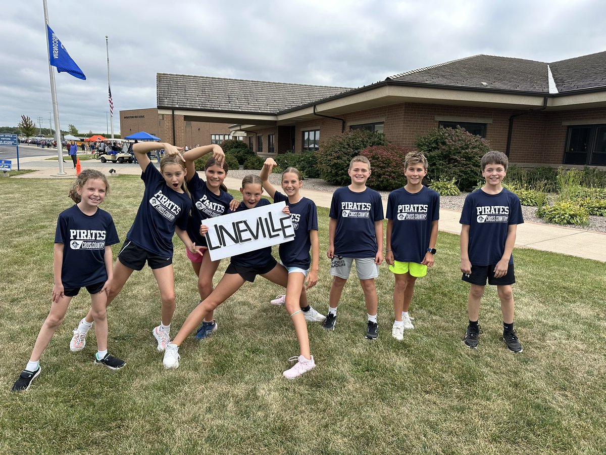 Great day for our first Lineville cross country meet, despite Packer traffic 🤣 #HSSDLV