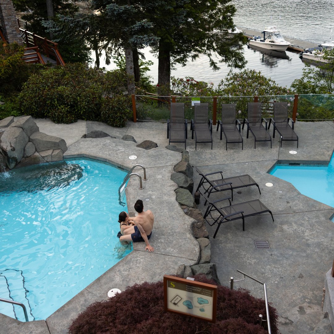 Fall at Sonora is magical. 🍂 Oct 1–15, witness grizzly bears, hike trails awash in autumn color, and unwind in oceanfront luxury.
#ShoulderSeason #SonoraResort #LuxuryInTheWild #GrizzlyBearTours #RelaisChateaux