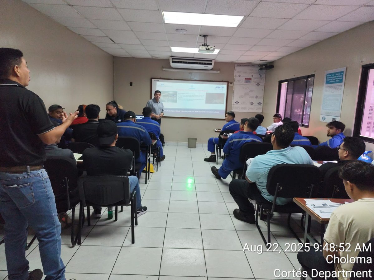 Gracias al Convenio INFOP-ANDI, los colaboradores de la empresa Energía Renovable, S.A. recibieron la formación en Trabajo en Altura y Seguridad en Espacios Confinados.