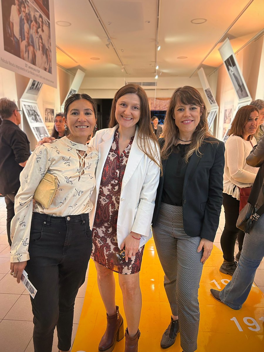 Hermosa muestra fotográfica “El tiempo en escena” en la sala de exposiciones del Teatro San Nicolás. Un maravilloso viaje al pasado de la mano de Fototeca, Ternium y Fundación PROA. <a href="/ricardodprimo/">Ricardo Primo</a>