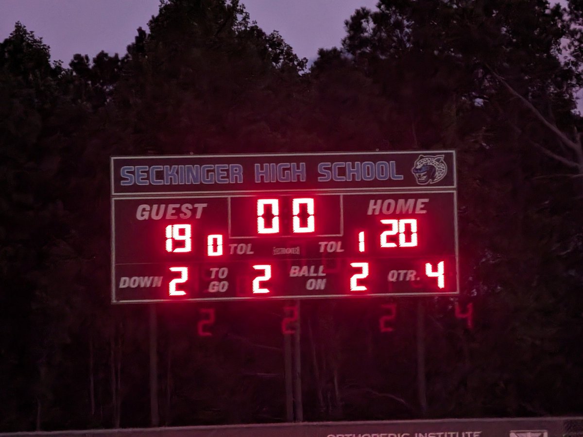 Coach_Will_i_am's tweet photo. JV Jags 48. Jags Up. @SKG_Football @SKG_FBRecruits https://t.co/nCr5fkcp1r