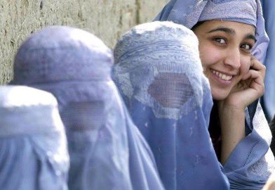 WDIAfghanistan1's tweet image. From An Afghan students :-
Please read and share

Hello everyone!
This is Afghanistan; a wounded and weary land that has been burning in the fire of war, oppression, and deprivation for decades. This oppressed soil has witnessed countless bloodshed and destruction, and its people…