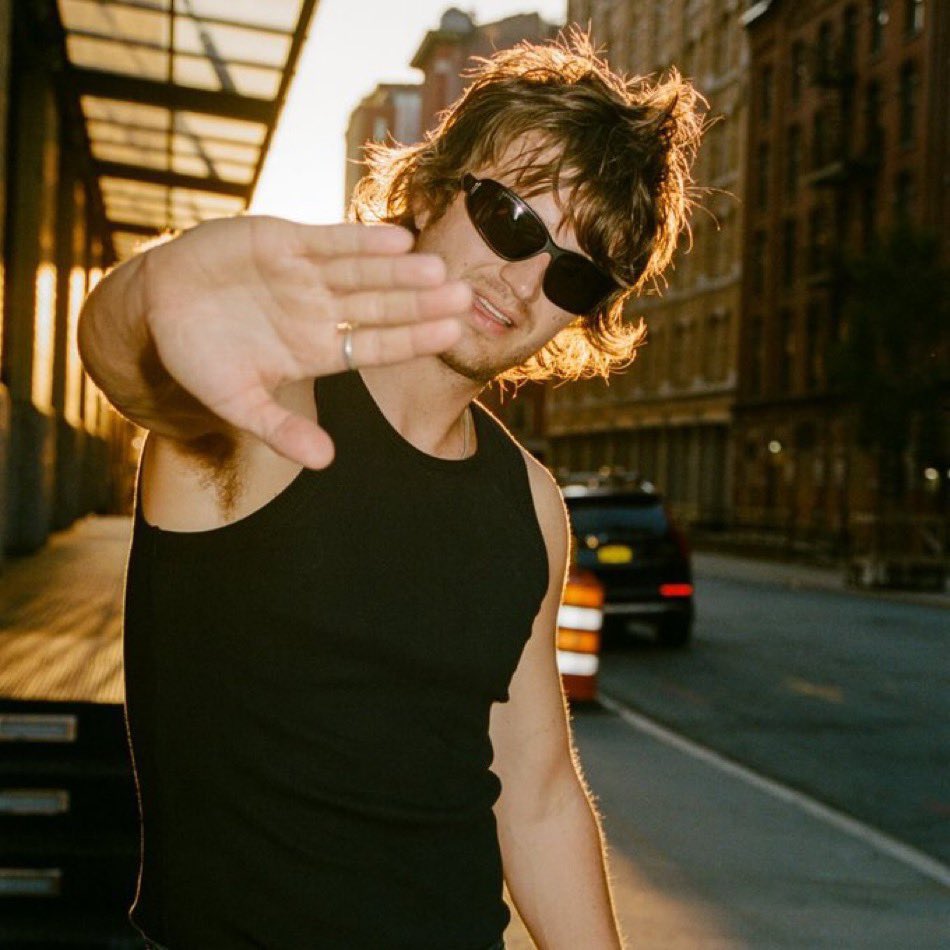 don’t talk to me i’m busy it’s crux deluxe day