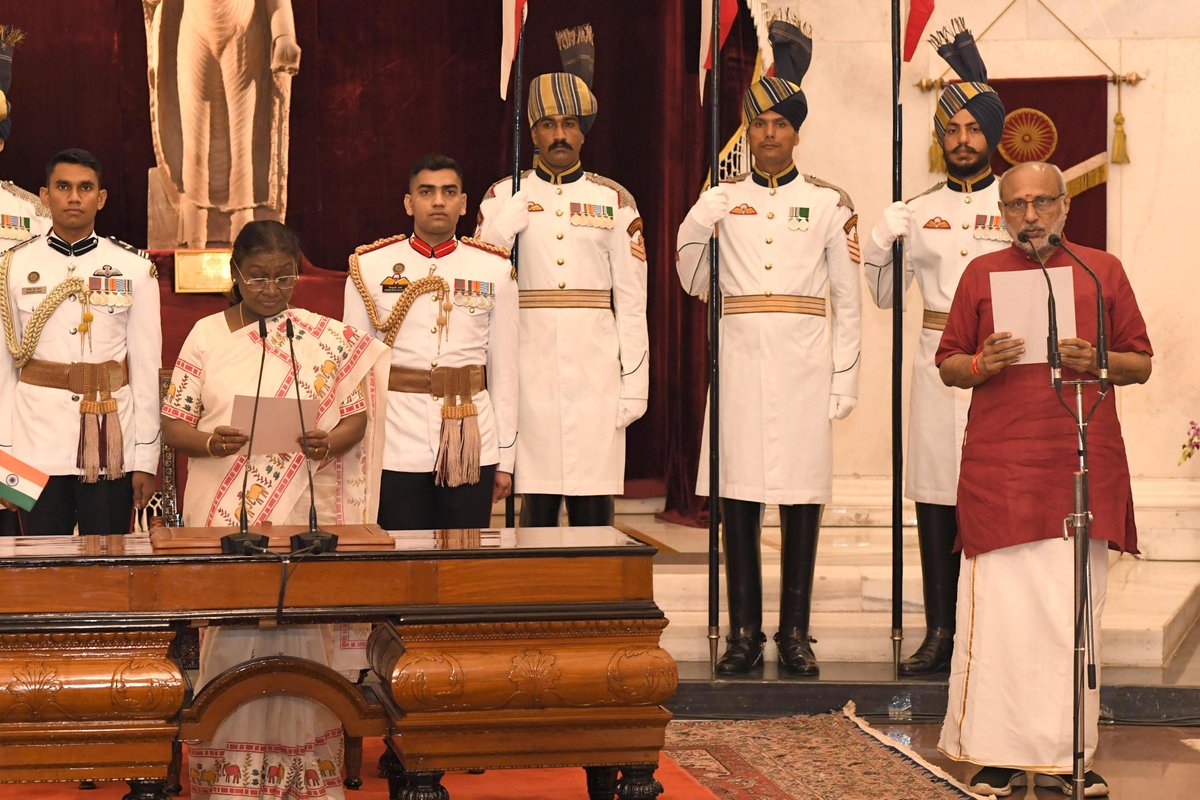 VPIndia's tweet image. Shri C.P. Radhakrishnan took oath today as the 15th Vice President of India at swearing-in ceremony held at Rashtrapati Bhavan.

#vicepresidentofindia