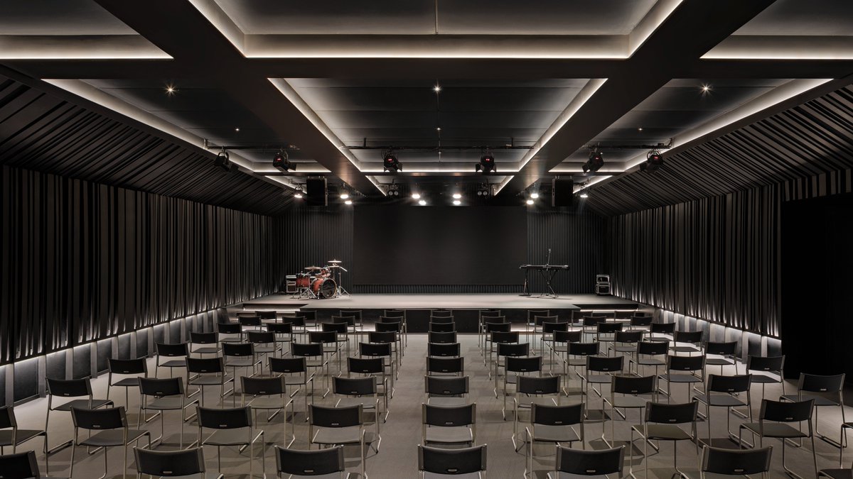 CS_auditorium's tweet photo. Kamu penggemar kpop ?? 
Butuh ruangan buat nobar ??
BTS, Blackpink, EXO, Seventeen, NCT, Enhypen. Twice, Redvelvet, Heart2heart, Aespa, Riize, GOT7, Babymonster

Ini venue kesayangan K-popers! Yu boleh tanya-tanya! https://t.co/xSCIQlUQrJ