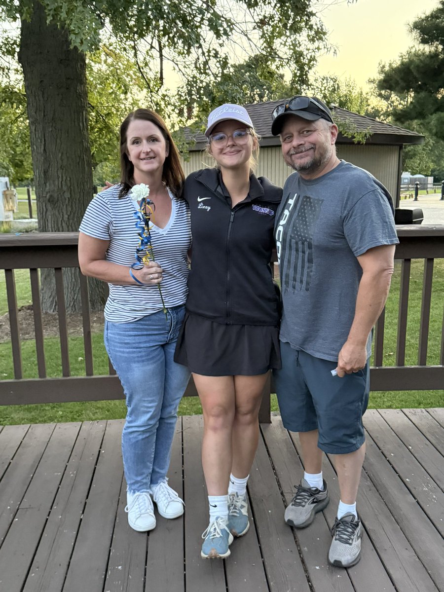 JT_GirlsGolf's tweet photo. Big thank you to Lizzy Lange and family, as we honor them on Senior Night at Inwood GC! https://t.co/yXnoezk9Ff
