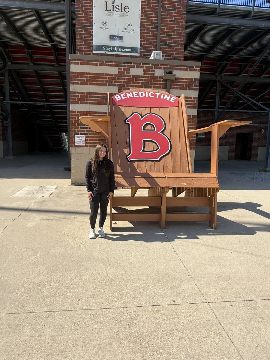 Had an amazing visit with <a href="/BenUSoftball/">Benedictine Softball</a> yesterday! Thank you to Coach Kate,Coach <a href="/goaliegas/">Lisa Gaskin</a> and the players giving me the tour! I enjoyed meeting all the players and seeing the campus! <a href="/HeatPremier08/">Heat Premier 18U</a> <a href="/iccpsoftball/">IC Catholic Prep Softball</a>