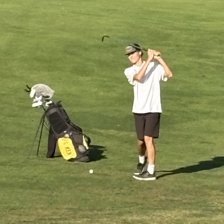 Boys Golf competed in a tri-match today with East Clinton &amp; Goshen. They brought home a second place finish with a team score of 192! Griffin Ernst led the way with a 44 and Peyton McAlister was close behind with a 49. Great job G-Men! ⛳️⚫️🟡
📸Coach Baughey