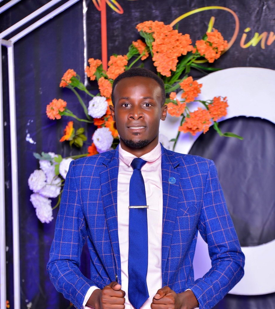 #ItsMyBirthDay🍷✨✨✨
"Aging fine, like memes 😂"

  Cheers to Life, Love &amp; Growth🥂🎈🎈🎈🎈🎈🎈😍❤️