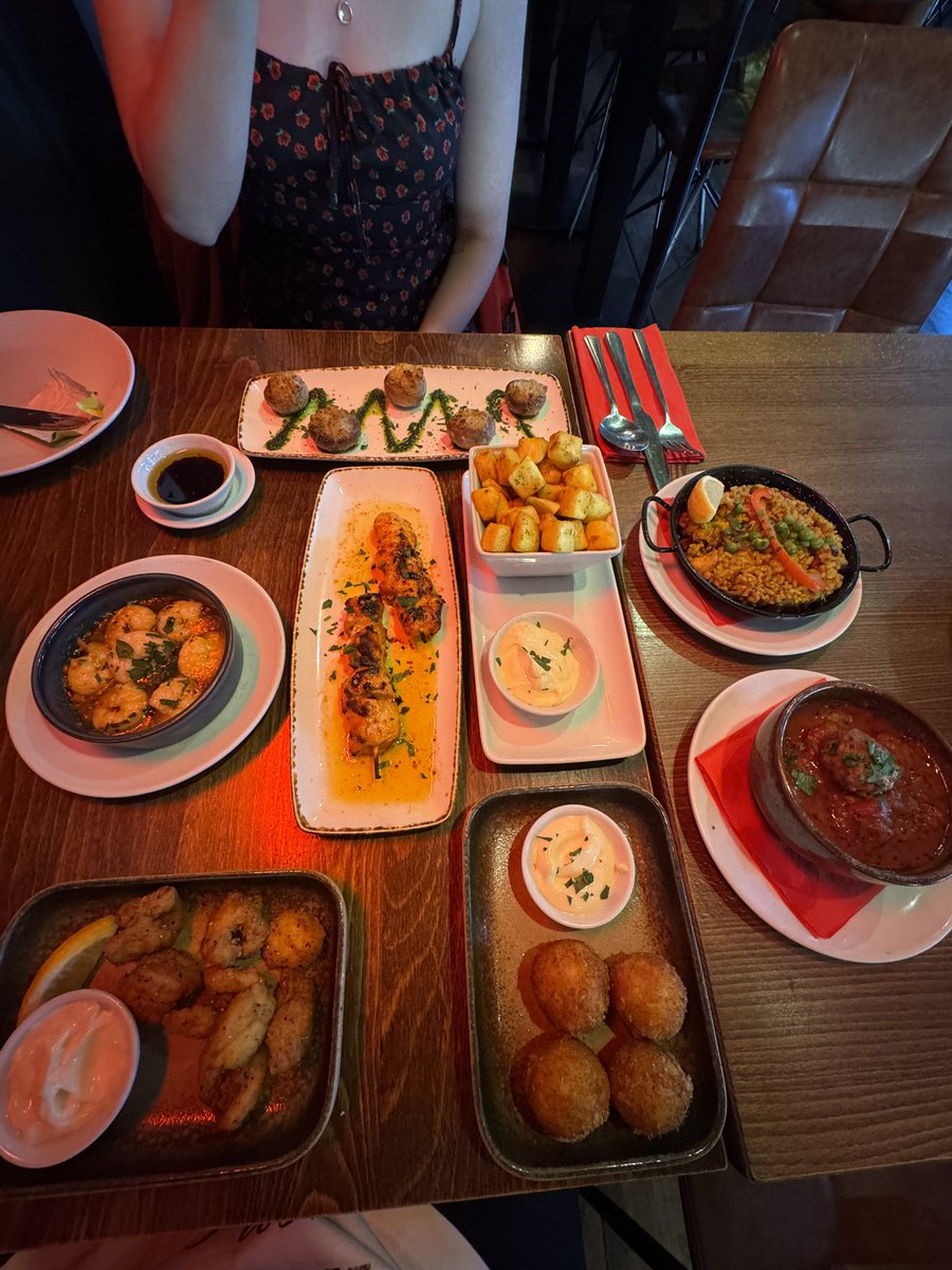 𝐅𝐫𝐚𝐢𝐥𝐭𝐞𝐲 tweet media