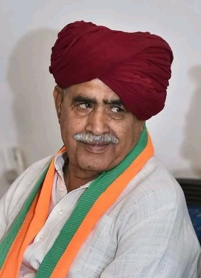 vishaljakhar4u's tweet image. राजस्थान की माटी के सच्चे सपूत, समाज के कोहिनूर, अच्छी शिक्षा, उत्तम स्वास्थ्य और कर्ज़मुक्त समाज का नारा देने वाले स्वर्गीय श्री कर्नल किरोड़ी सिंह बैंसला जी की जयंती पर कोटि-कोटि नमन।🙏🌸