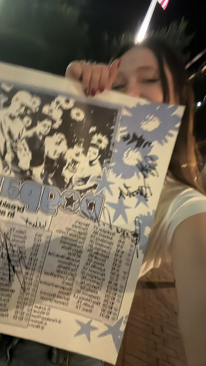 fortunesfotf's tweet image. A year ago today I saw Dogpark for the first time and I wish I could go back and tell myself how much joy they’ve given me since and also my best friends💔💔 Dogpark ily I’m so glad I went to that show fr you’ve given me the best mems and I’ll support you 4ever #sappy #sorry