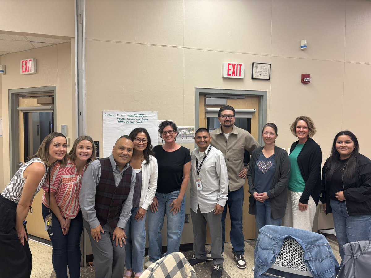 JoseMedinaJr89's tweet image. Beaverton School District #duallanguage PD continues with another cohort of PK-12 educators! The academic chisme was 🔥🔥🔥!