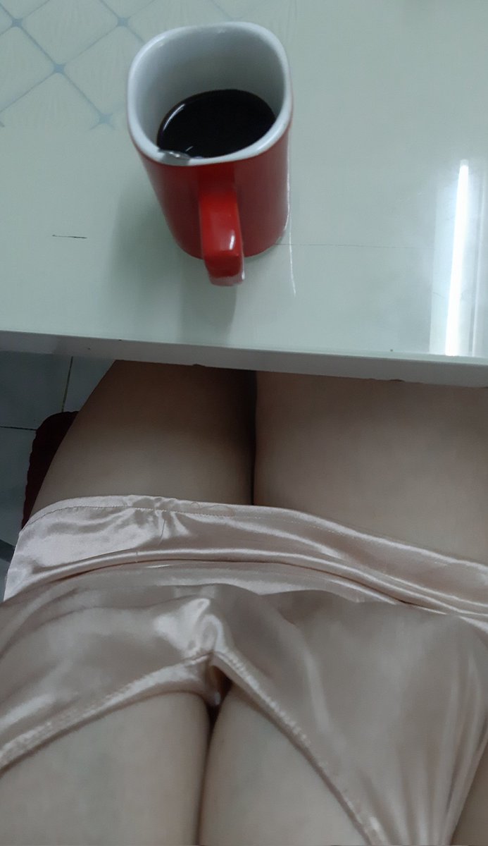 Success995199's tweet photo. กาแฟเช้า☕💋 https://t.co/qzfMbcxYQd