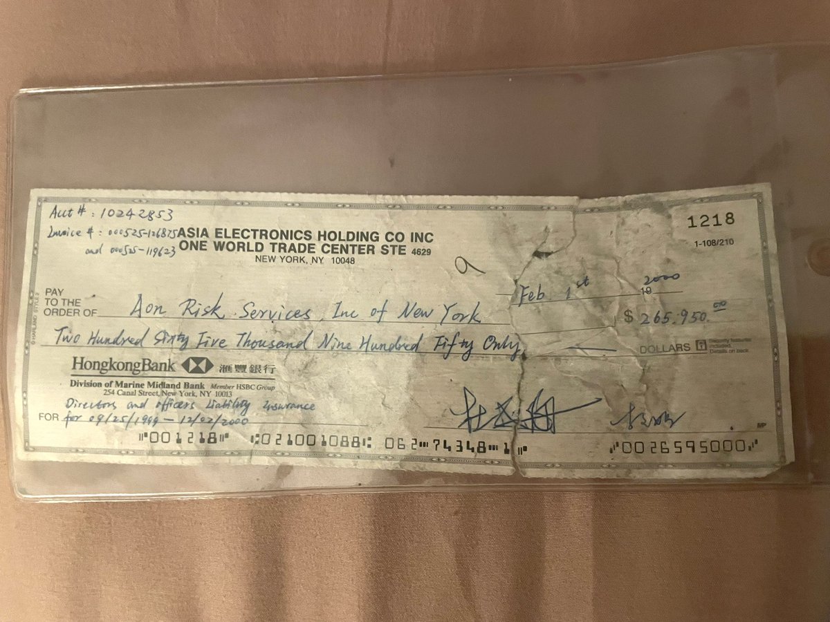 RaptorAttacker's tweet image. Check I caught in the air at the base of the Brooklyn bridge on 9/11. After 2nd tower fell.