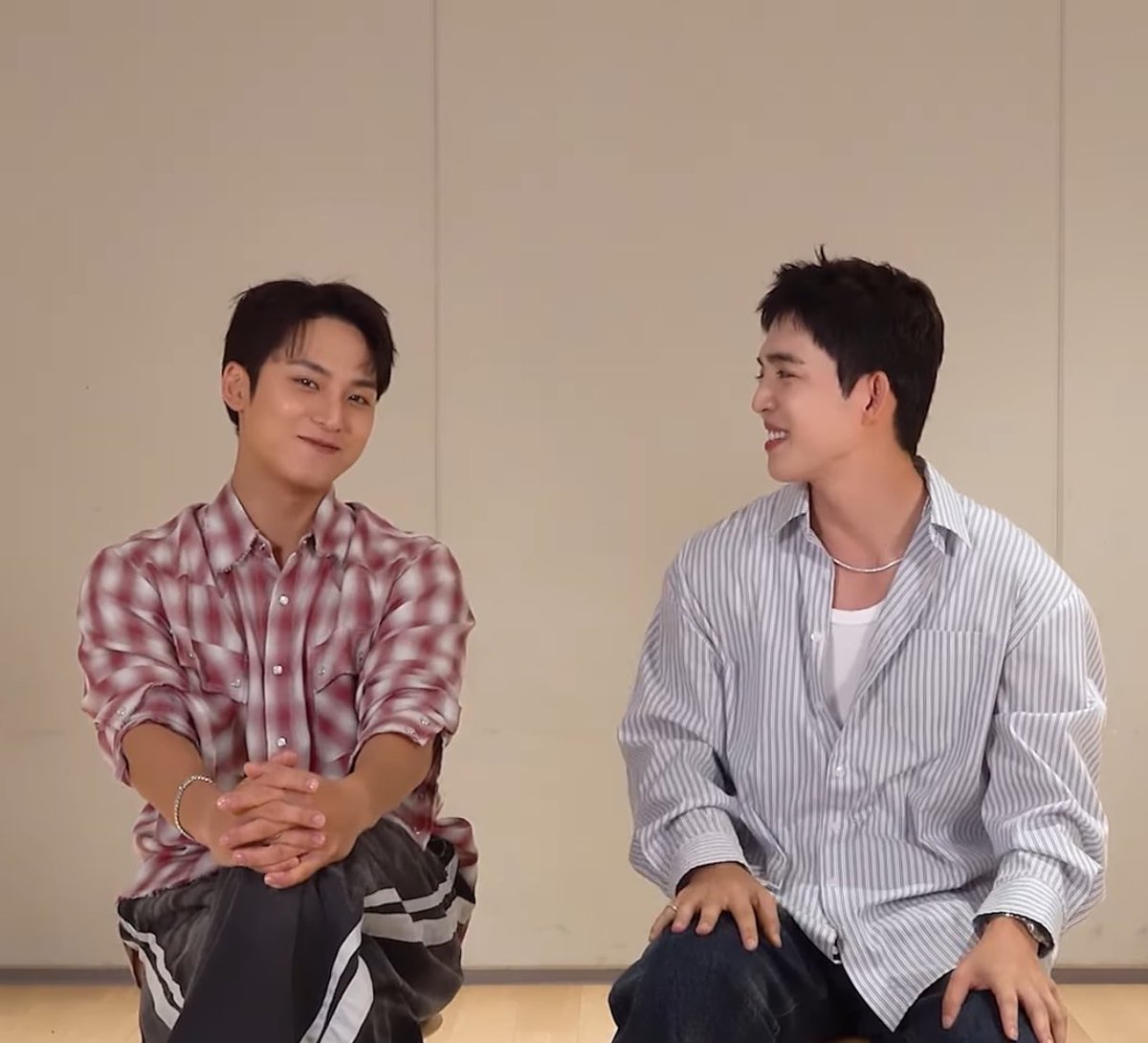 โคตรจะน้องกรี้พี่คุปส์55555555555555