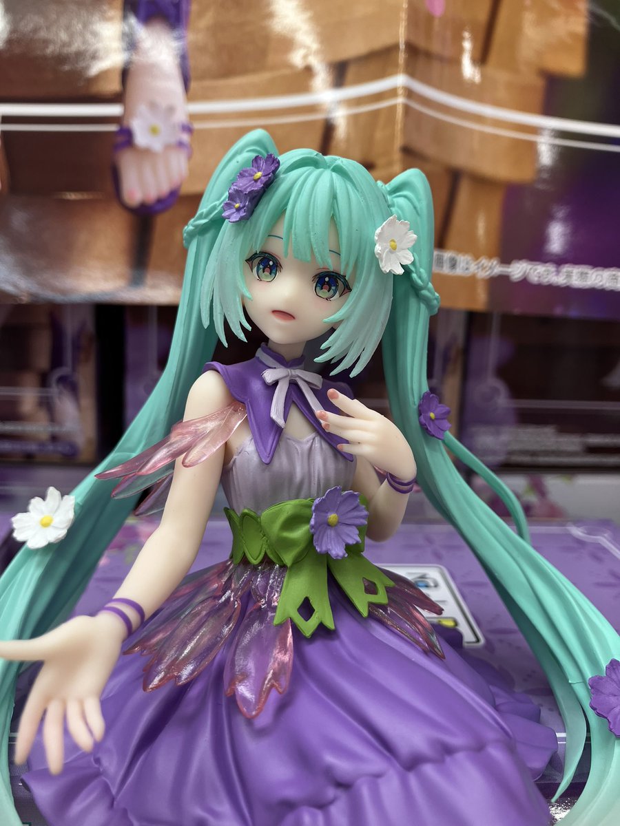 ﾟ ゜ﾟ*🧚 #初音ミク Flower Fairy 🧚 *+:｡:+* ﾟ イラストレーター