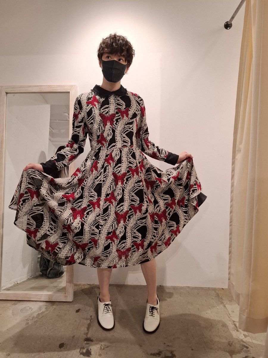 hazama_fashion's tweet image. ha | za | maはレースシャツもスカートもワンピースもセーラー服もとても可愛いので、ジェンダー気にせず好きに着ましょ
#hazama