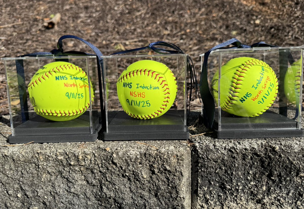 As president of my school’s National Honor Society this year, I got to induct three new members from our team as we had to miss tonight’s formal ceremony for a game. Bonus was making them commemorative softballs too!  

<a href="/NorthSpringsHS/">North Springs High School Official Account</a> <a href="/AD_SpartaNation/">Coach Thomas</a>  <a href="/ImpactGold07GA/">Impact Gold 18U GA</a>