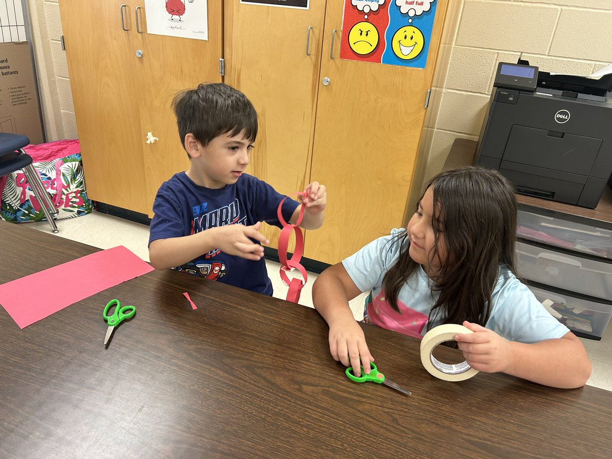 Mrs. Flores ⚓️💙 tweet media