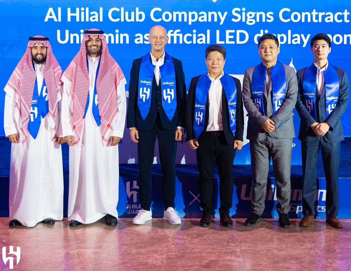 قال #الهلال انا ماروح الصين هم يجوني إلى السعودية 🇸🇦 

#الشركات_تبحث_عن_كبير_القارة