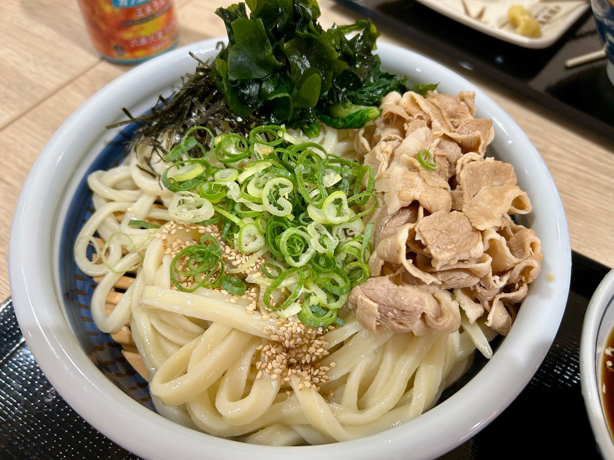 sparrow_return's tweet image. 东京的海鲜 还有面 吃的饱啊
再泡温泉
舒服