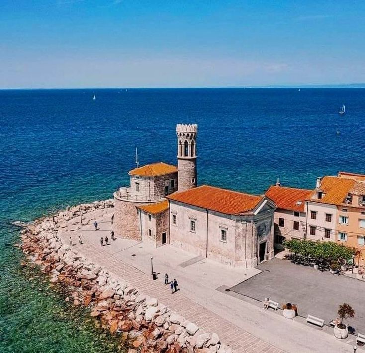 Piran, Slovakia