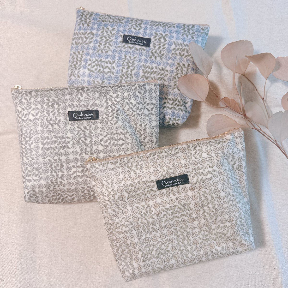マチポーチできました◡̈

スリーピングローズ

マチポーチ20cm
約15cm×20.5cm
マチ約4cm

スリーピングローズの人気は根強い♡

#ポーチ #リバティ #ハンドメイド #布小物 #まゆごん
