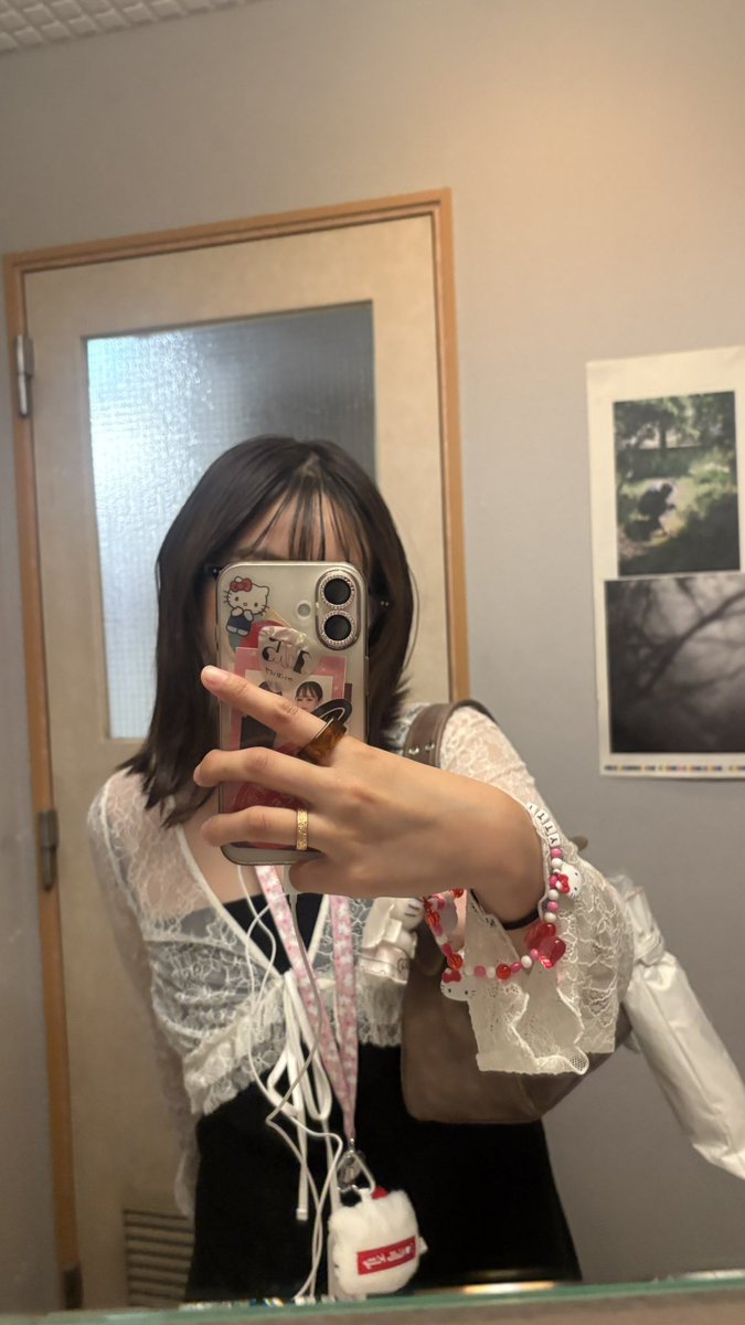 流行性結膜炎だよって診断される前の私はウキウキして写真撮ってた📸
北京飯店行く予定だった🥺‼️🥟