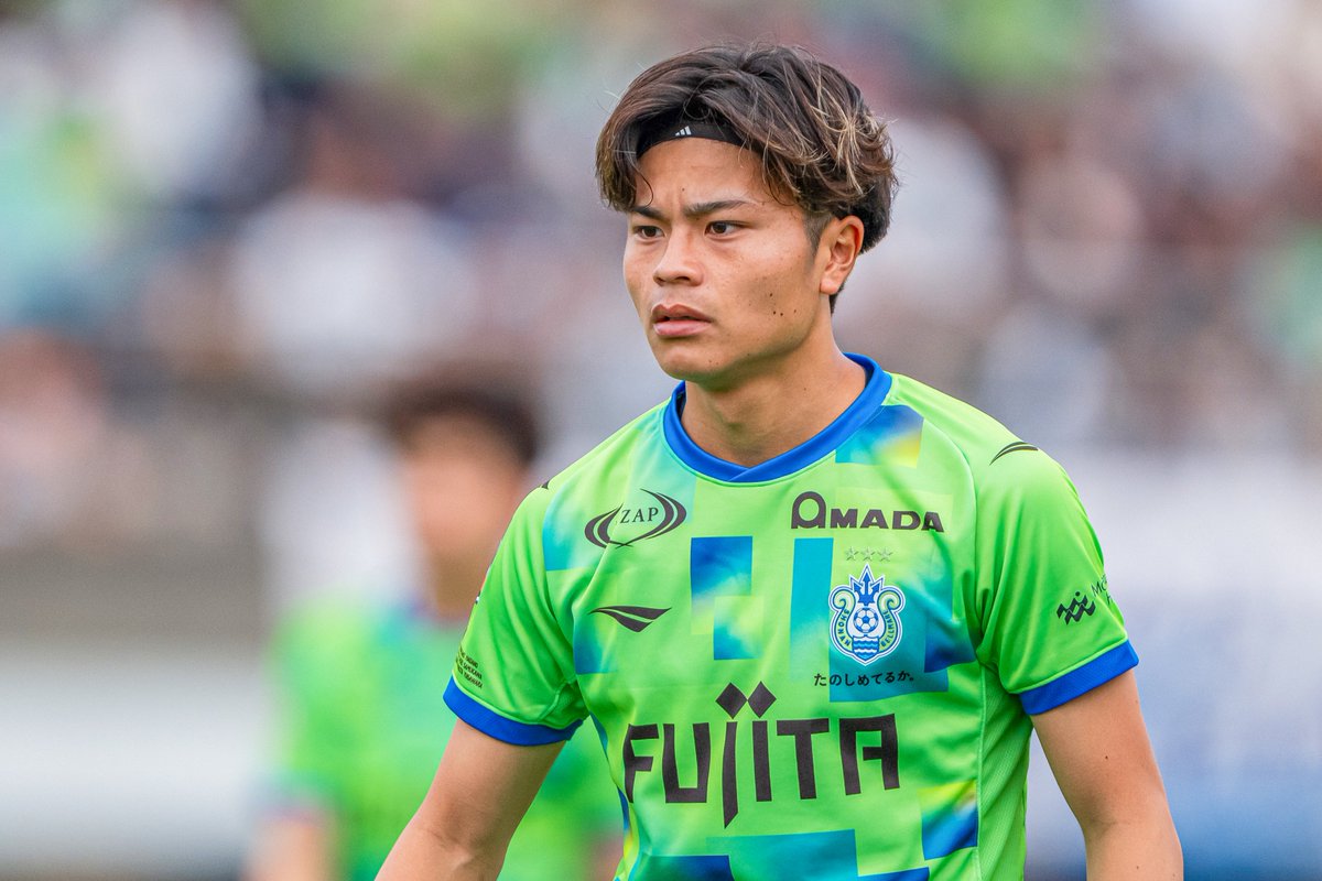 直筆サイン入り仕様 湘南ベルマーレ　石井久継選手 2025プレーヤーズミニ色紙