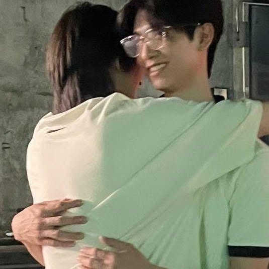 Clingy 2000 % confirmed by thomas teetut 

#โทมัสก้อง #thomaskong
