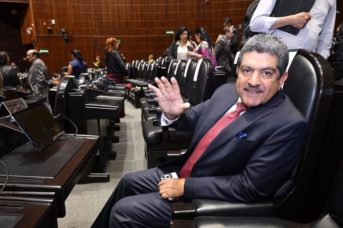 El diputado Manuel Espino atraviesa un momento delicado de salud. Le enviamos fuerza y solidaridad, con el deseo sincero de que su recuperación llegue pronto