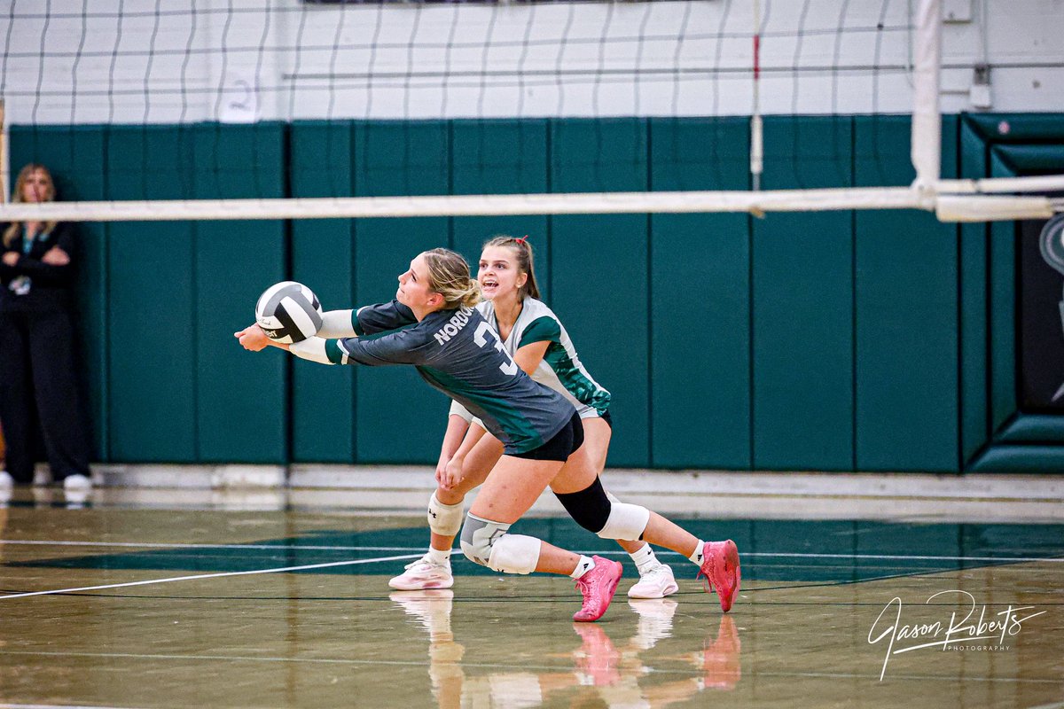 JasRobertsPhoto's tweet photo. Nordonia vs. North Royalton volleyball gallery: https://t.co/ZsP6E6EmuM @NordoniaVB @NordoniaVBall https://t.co/ahSzSzegnK