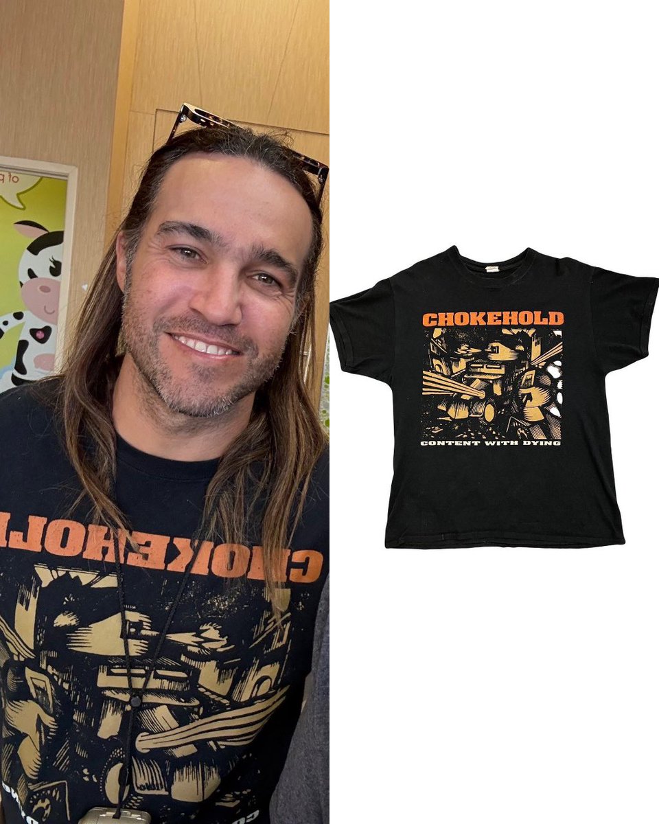 🍦

• Chokehold - Content With Dying t-shirt