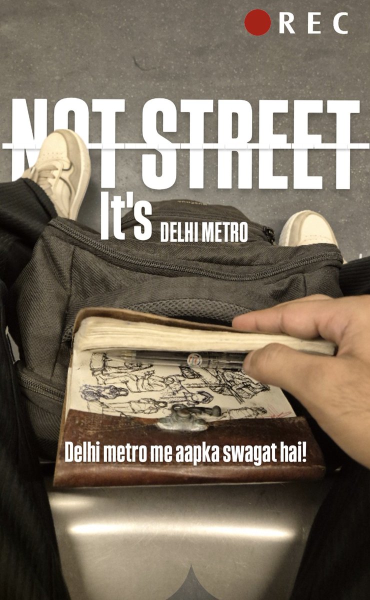 Artist in the #DelhiMetro