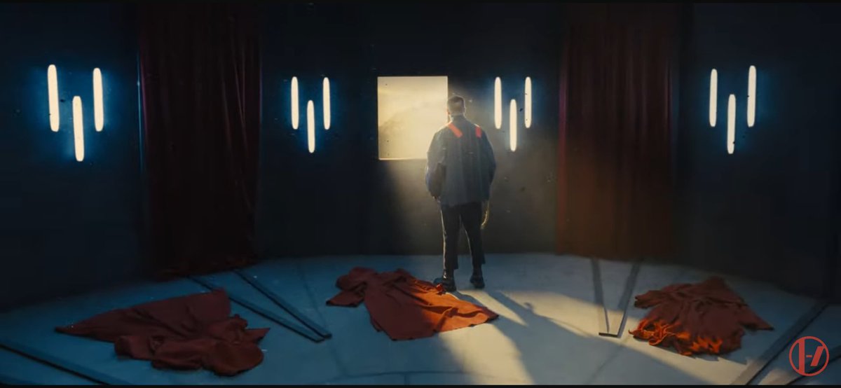 tylersrighthumb's tweet image. break the cycle in half and leave your skin in the floor