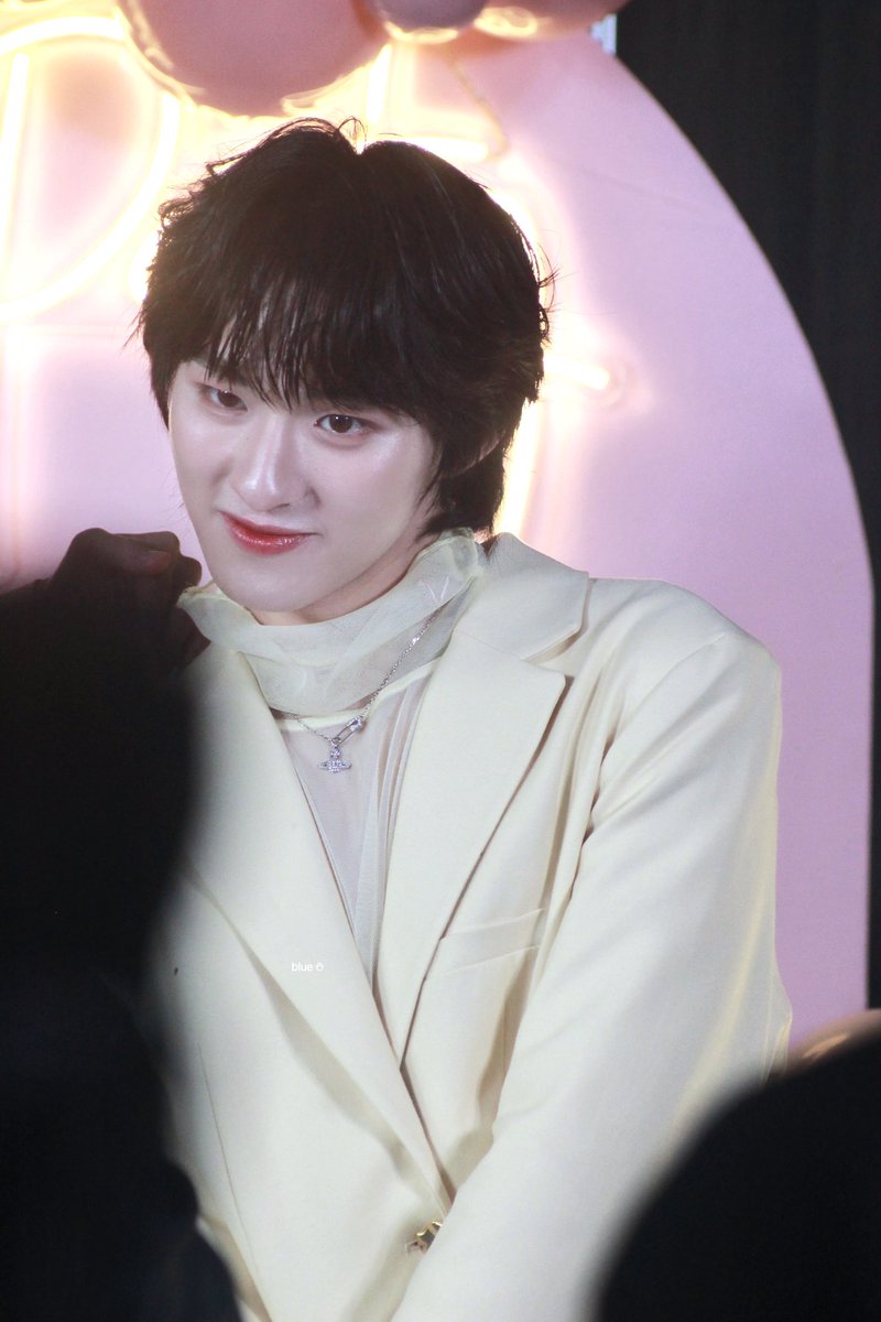 How about we run away and get married i will work hard for you 💍 
#kongjiro