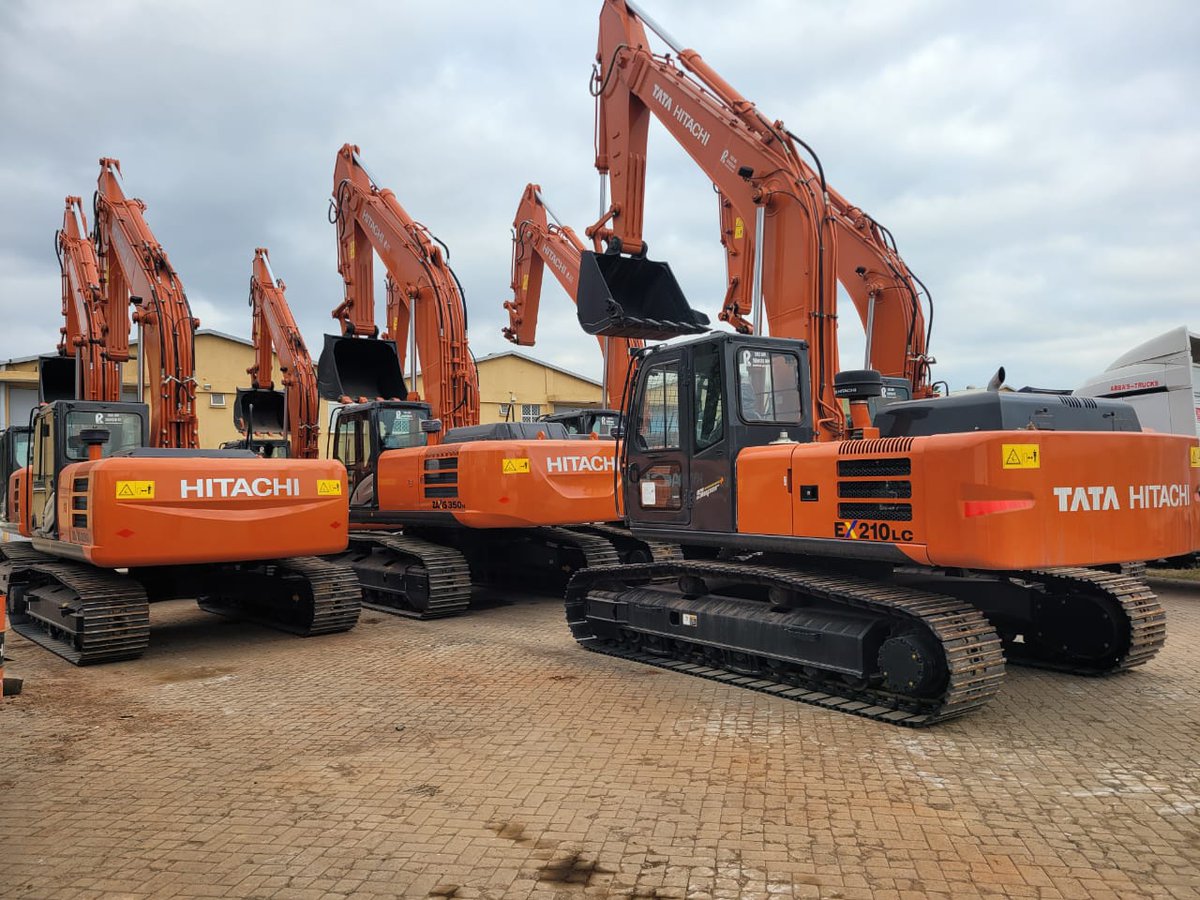 ChairSammu's tweet photo. Get comprehensive solutions including mass excavation, transportation of buildingmaterials, and leasing of top-quality construction equipment. With us, you get efficiency, professionalism,and timely support at every stage of your construction journey.
#SamikuConstructionCompany https://t.co/gnWwPPAo2S