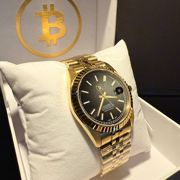 JayWaveTrading's tweet image. Letztes Stück verfügbar!
20% Rabatt mit dem Code: btcwatch20 für die Zollkosten! 

Wer schnappt sich die Letzte Yellow-Black Edition?
bitcoin-watch.ch/shop/2025-yell…

#BitcoinWatch #Bitcoin #Swissmade #Handmade