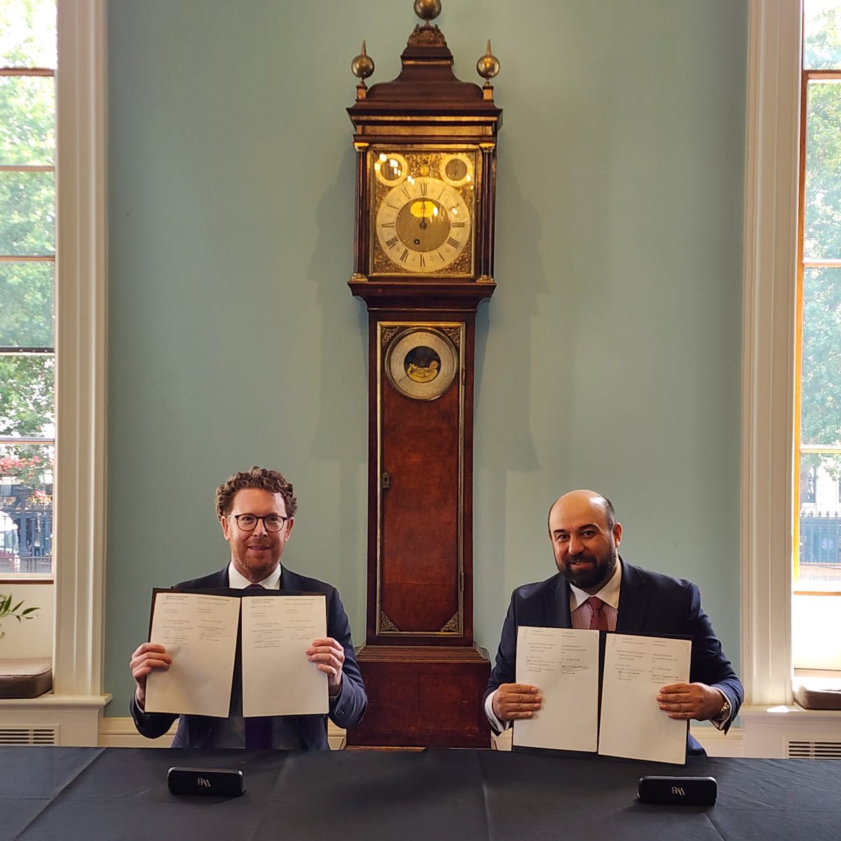 DavitAPoghosyan's tweet photo. MoU between the History Museum of Armenia and the British Museum!!! https://t.co/xisiFcaSJR
