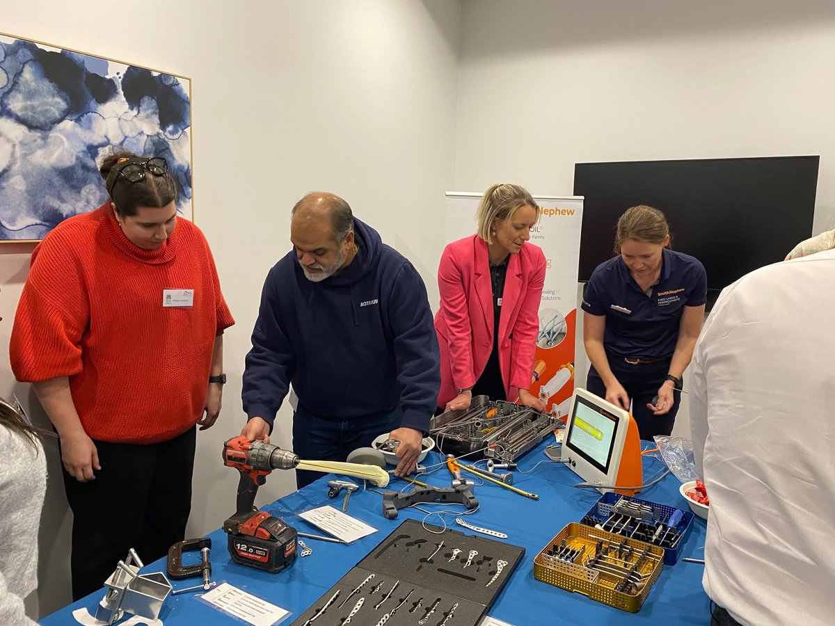 Last weekend was the Australian Orthopaedic Association and OWL (Orthopaedic Women’s League) event for awareness and education about training and career opportunities for women in Orthopaedics.
