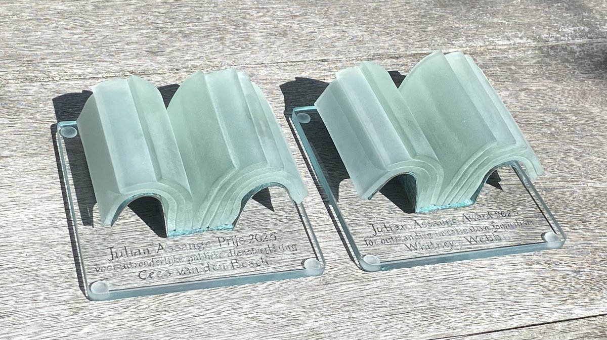 Whitney Webb and Cees van den Bosch win 2025 Julian Assange Award

Investigative journalist <a href="/WhitneyWebb/">Whitney Webb</a> is the winner of the 2025 international Julian Assange Award; <a href="/CeesCees72/">Cees</a>  won the Dutch variant: the Julian Assange Prize (Prijs).

Webb received the award for her extensive,